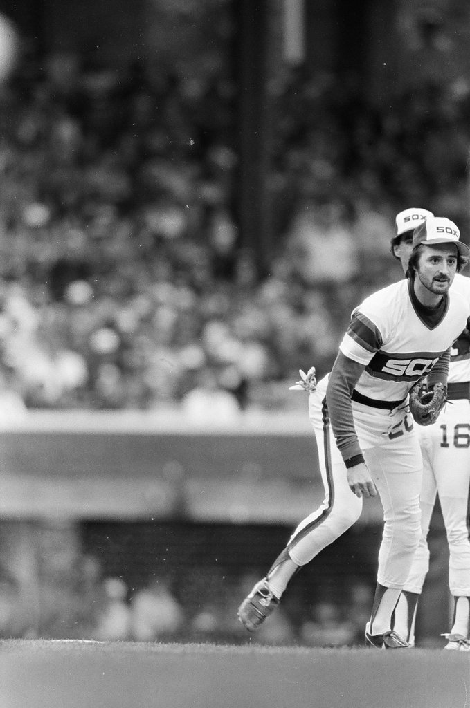 Playoff action between Orioles and White Sox - Chicago Sun-Times