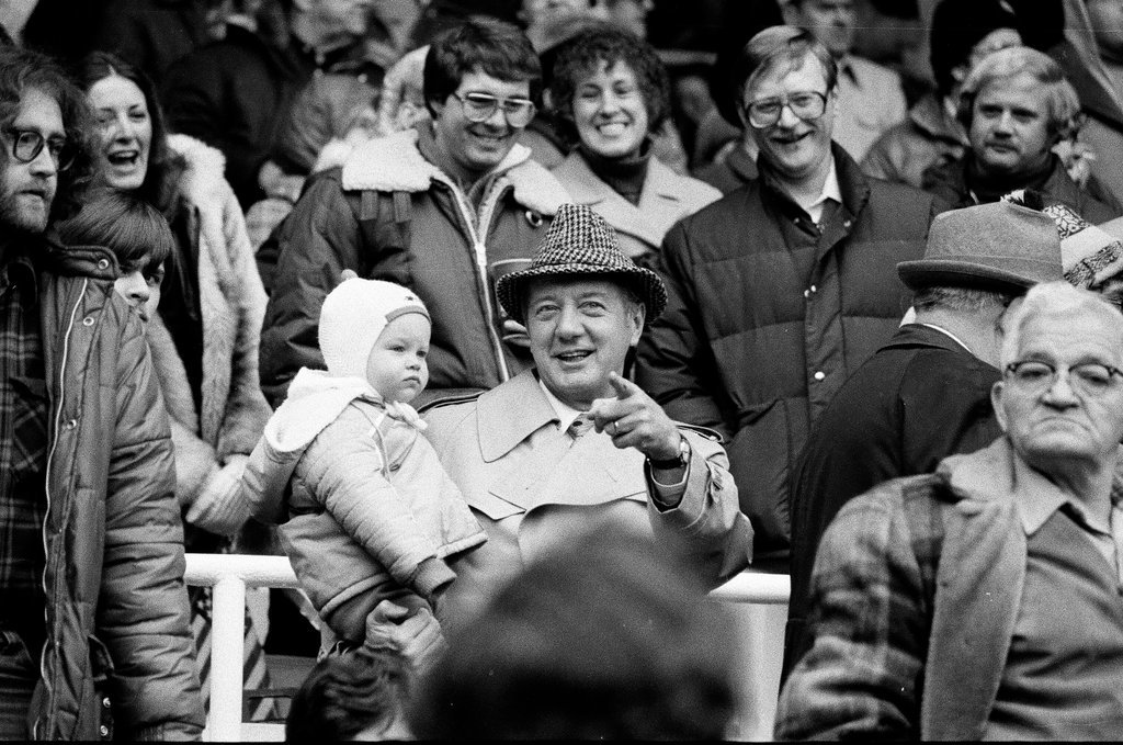 Opening day at Comiskey Park - Chicago Sun-Times