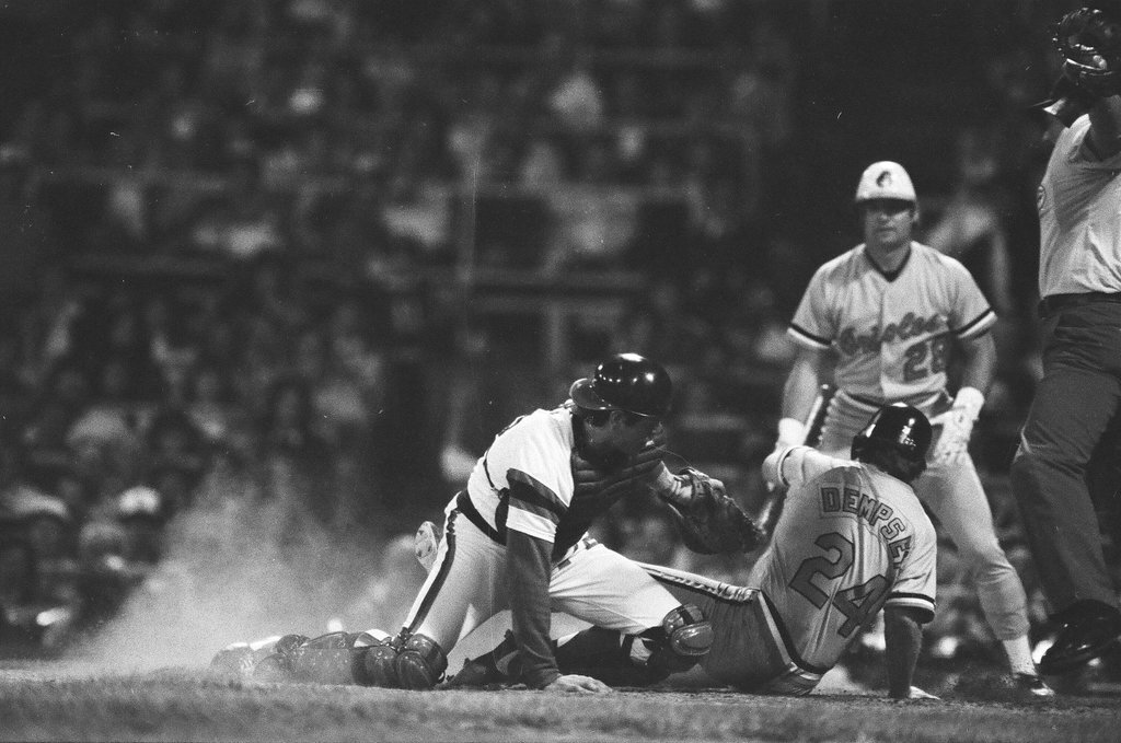Playoff action between Orioles and White Sox - Chicago Sun-Times