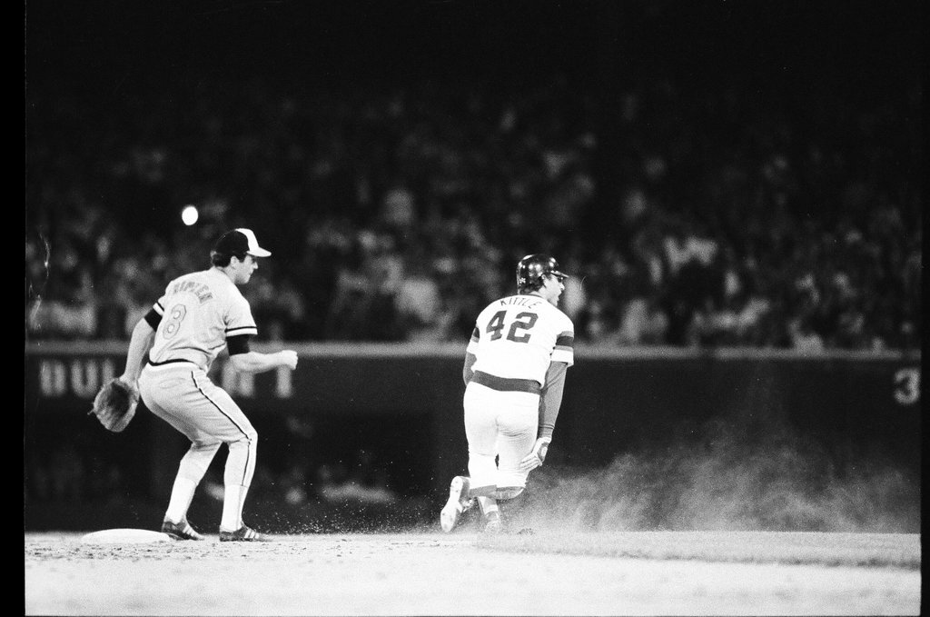 Playoff action between Orioles and White Sox - Chicago Sun-Times