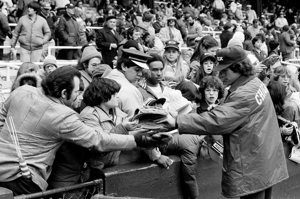 Opening day at Comiskey Park - Chicago Sun-Times