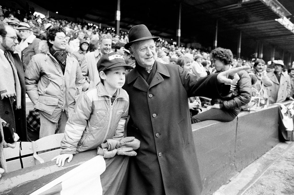 Opening day at Comiskey Park - Chicago Sun-Times