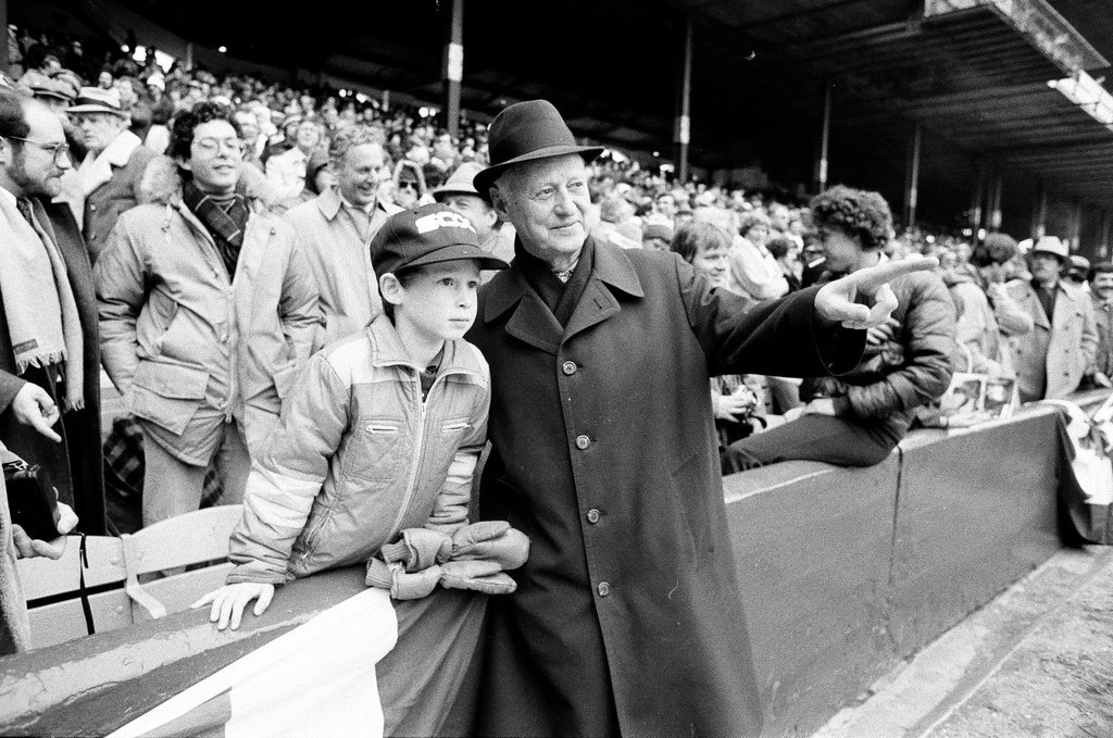 Opening day at Comiskey Park - Chicago Sun-Times