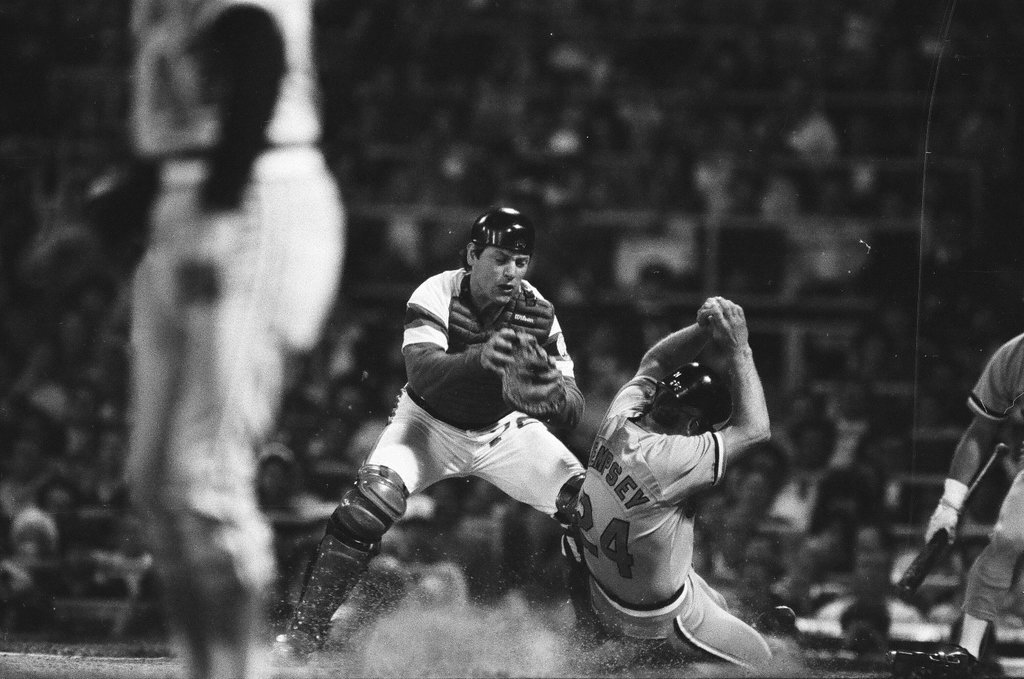 Playoff action between Orioles and White Sox - Chicago Sun-Times