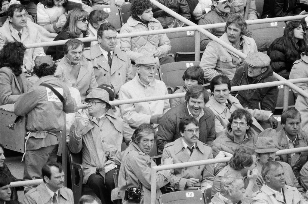 Crowd at White Sox Opening Day game - Chicago Sun-Times