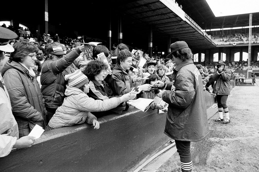 Opening day at Comiskey Park - Chicago Sun-Times