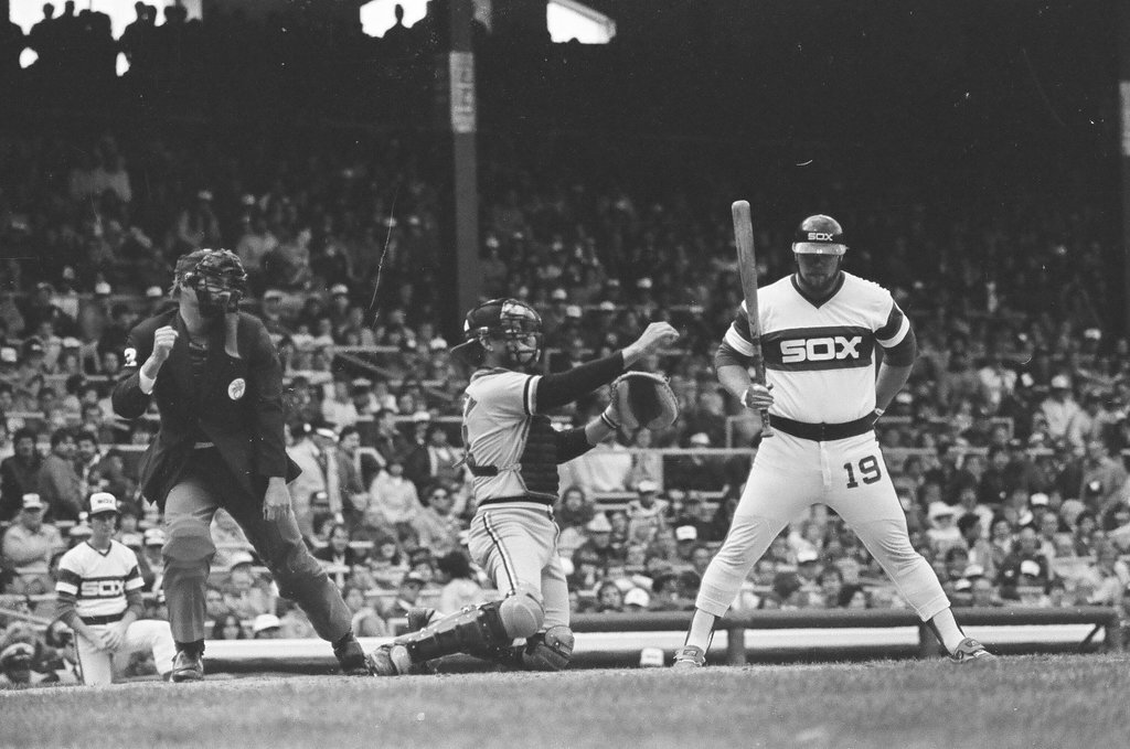 Playoff action between Orioles and White Sox - Chicago Sun-Times