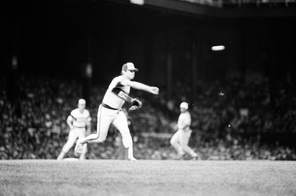 White Sox play the Orioles in fourth game of playoffs - Barry Jarvinen for Chicago Sun-Times
