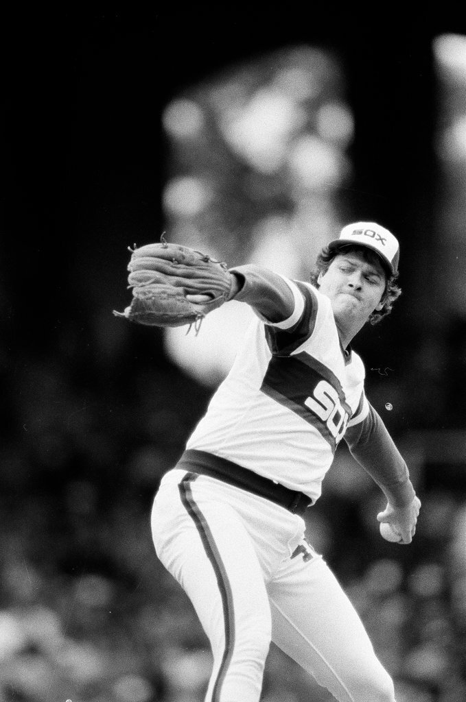 Playoff action between Orioles and White Sox - Chicago Sun-Times