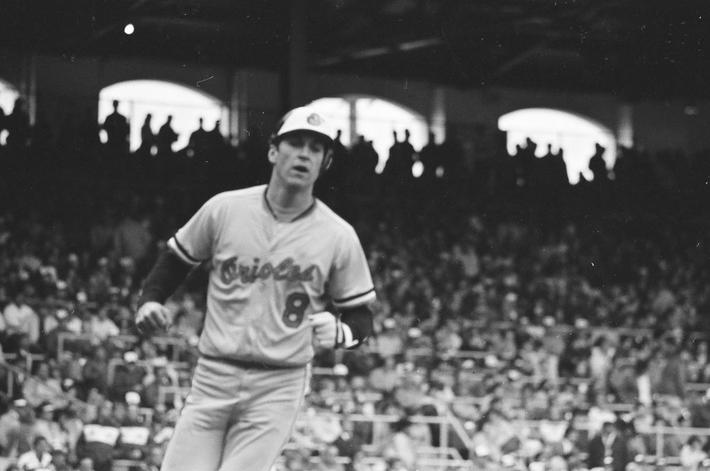 Playoff action between Orioles and White Sox - Chicago Sun-Times