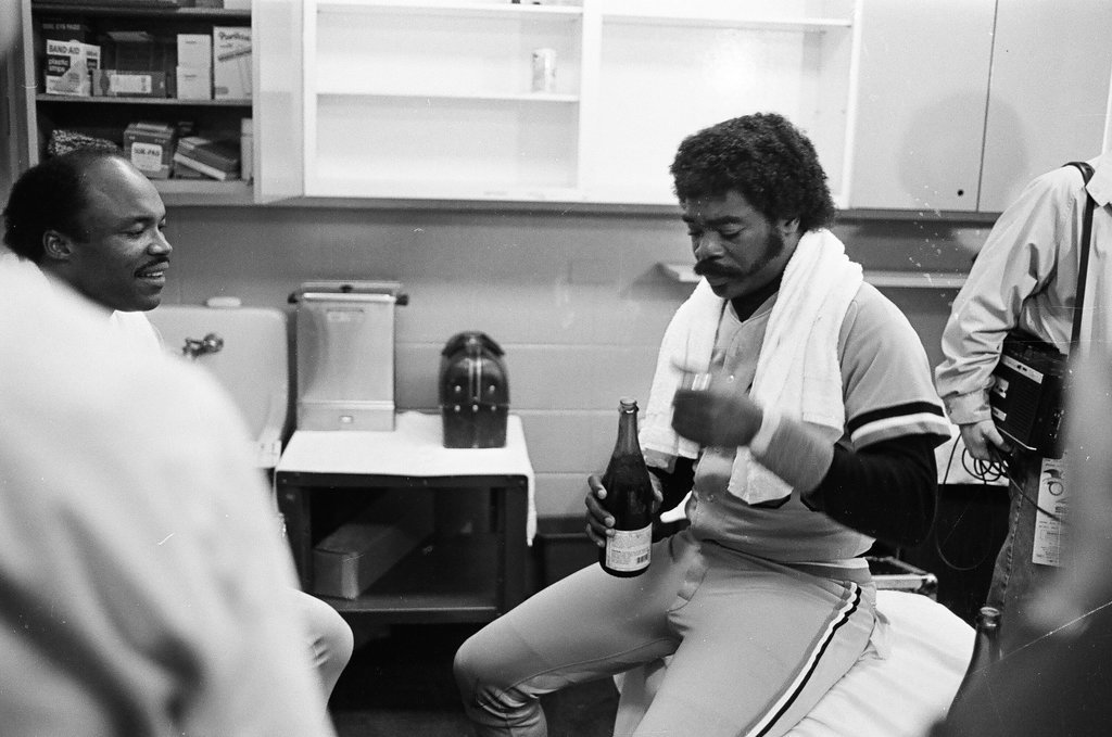 Playoff action between Orioles and White Sox - Chicago Sun-Times