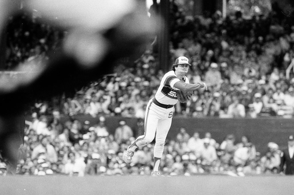 Playoff action between Orioles and White Sox - Chicago Sun-Times