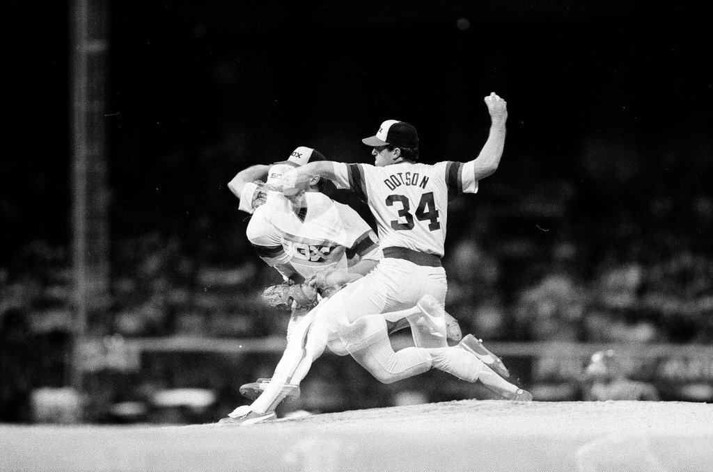 White Sox play the Orioles in fourth game of playoffs - Barry Jarvinen for Chicago Sun-Times