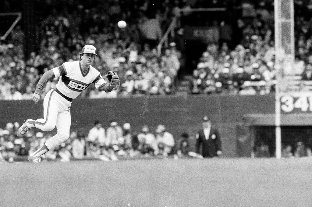 Playoff action between Orioles and White Sox - Chicago Sun-Times