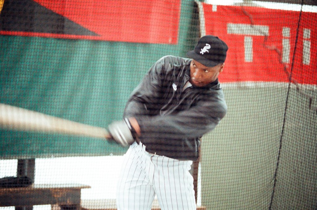 Bo Jackson working out at IIT - Chicago Sun-Times