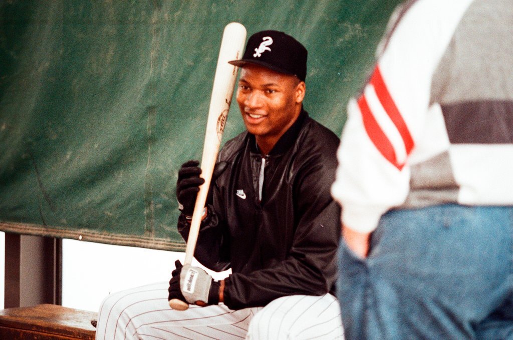 Bo Jackson working out at IIT - Chicago Sun-Times