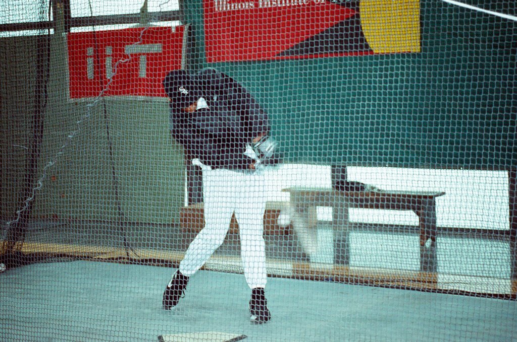 Bo Jackson working out at IIT - Chicago Sun-Times