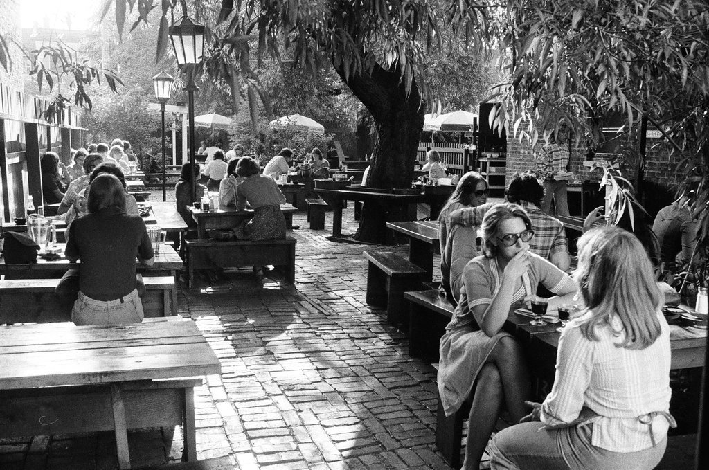 Patio at Otto's Beer Garden - Chicago Sun-Times