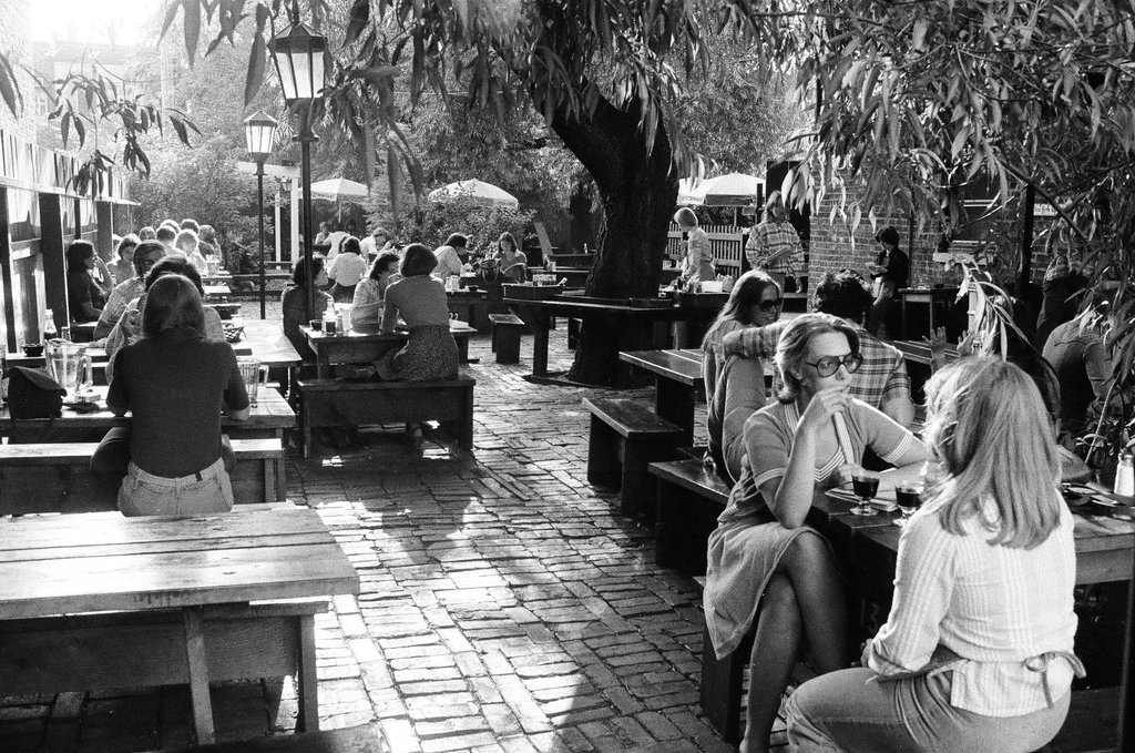 Patio at Otto's Beer Garden - Chicago Sun-Times