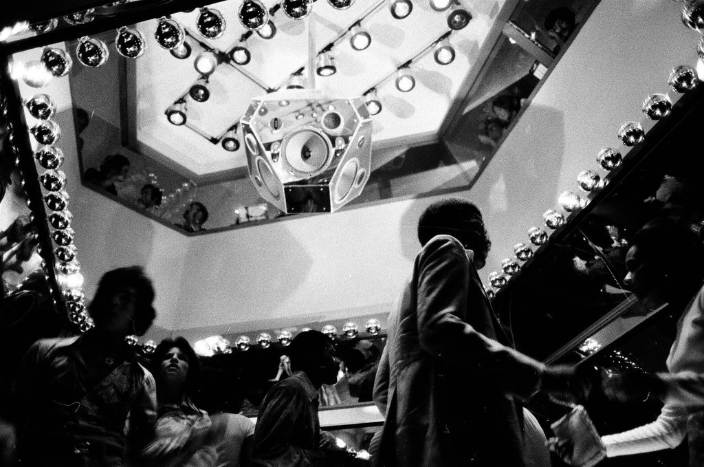 People dancing a Zorine's - Chicago Sun-Times