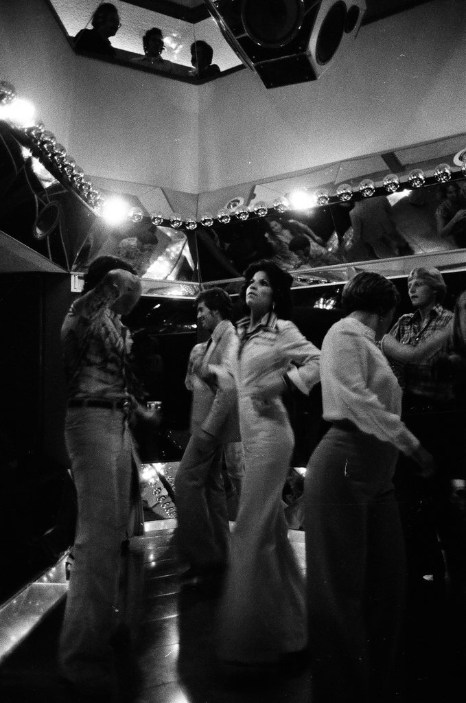 People dancing a Zorine's - Chicago Sun-Times