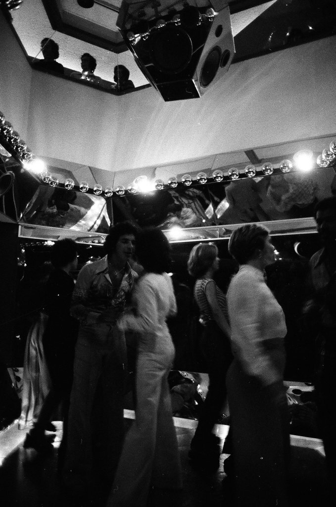 People dancing a Zorine's - Chicago Sun-Times