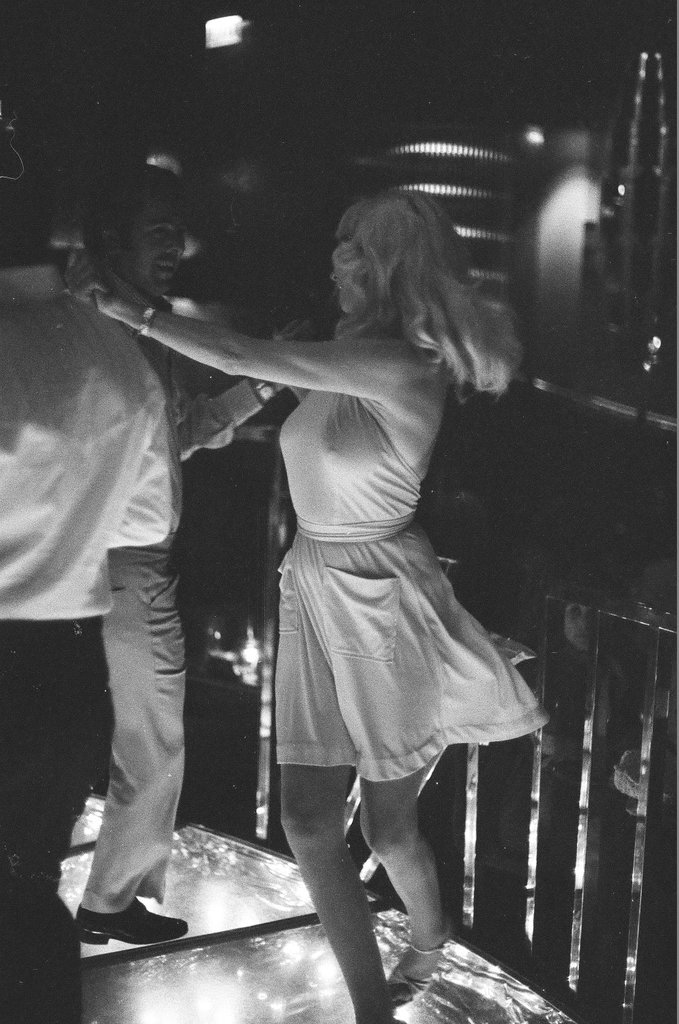 People dancing and eating at Zorine's - Chicago Sun-Times