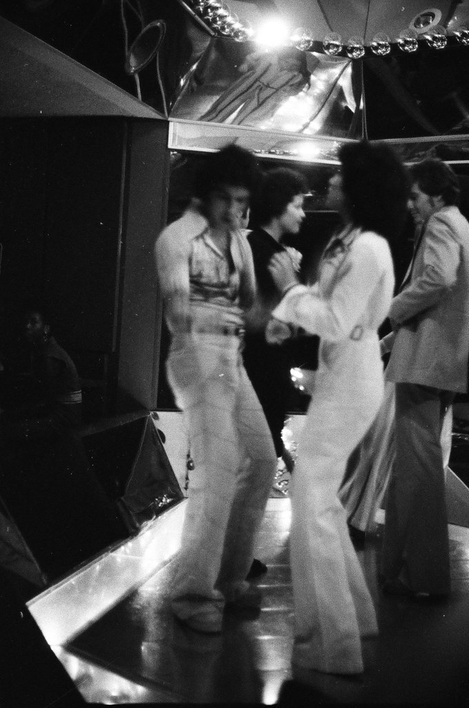 People dancing a Zorine's - Chicago Sun-Times