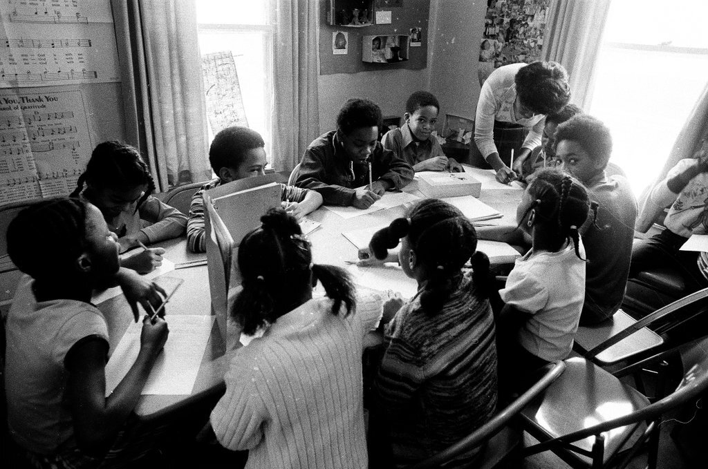 'Freedom school' set up in a church - Gene Pesek for Chicago Sun-Times