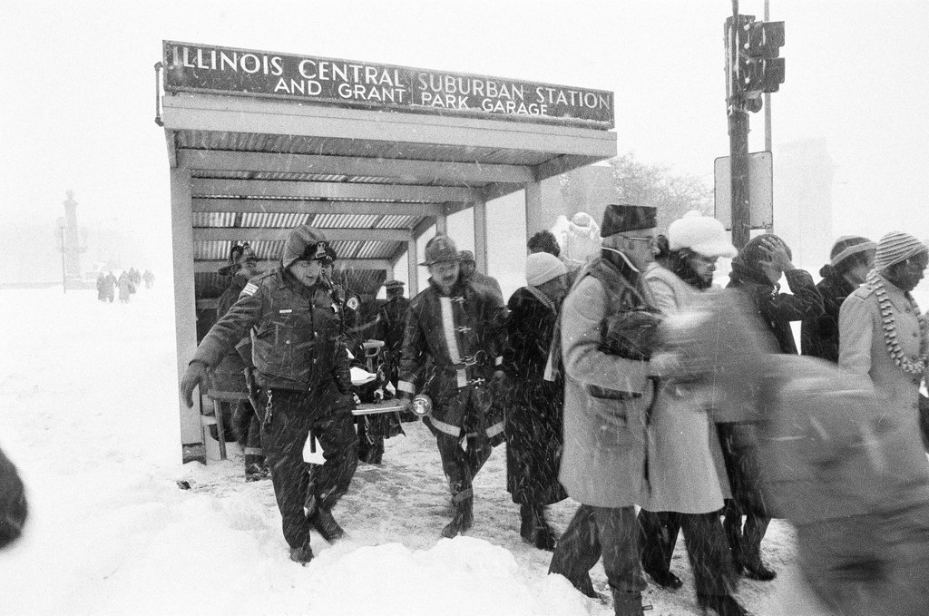 Injured people at the site of a commuter train accident - Chicago Sun-Times