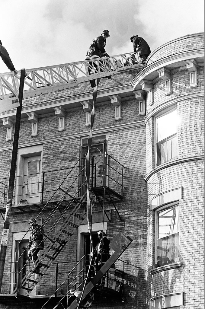 Firefighters at building on South Ellis - Chicago Sun-Times