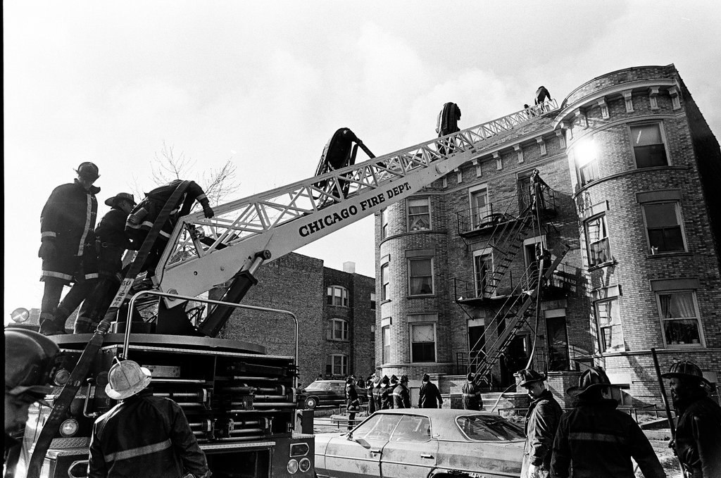 Firefighters at building on South Ellis - Chicago Sun-Times