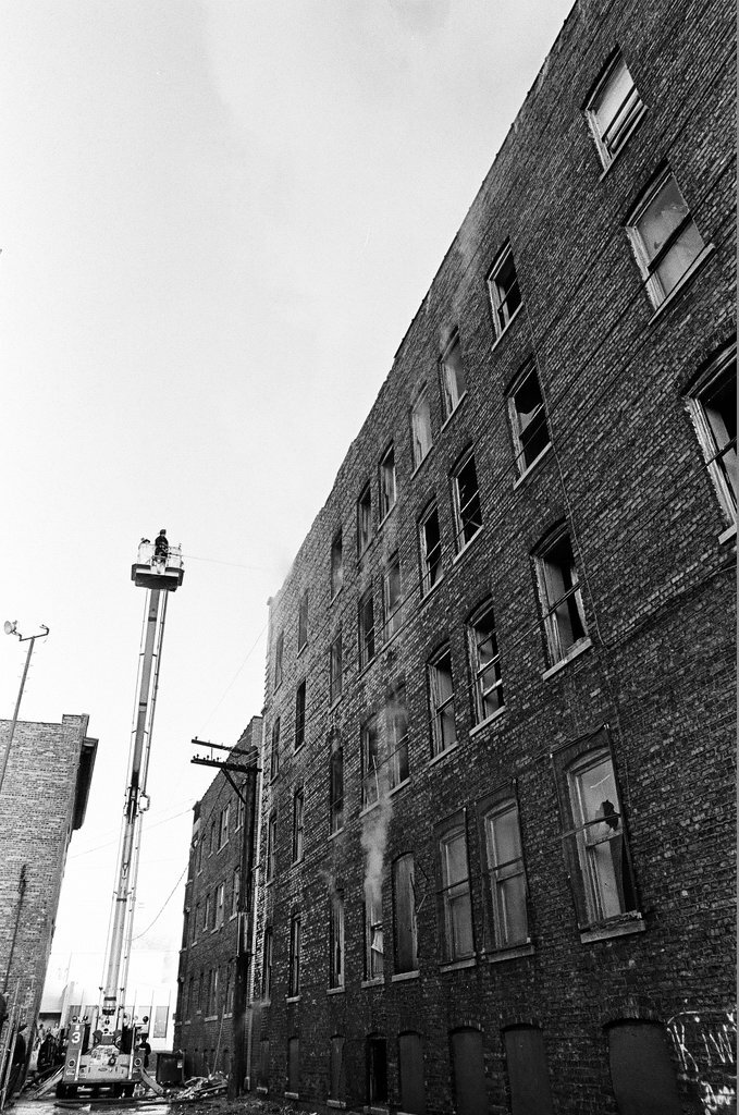 Firefighters at building on South Ellis - Chicago Sun-Times