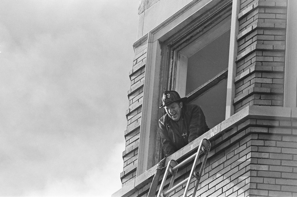 Firefighters at building on South Ellis - Chicago Sun-Times