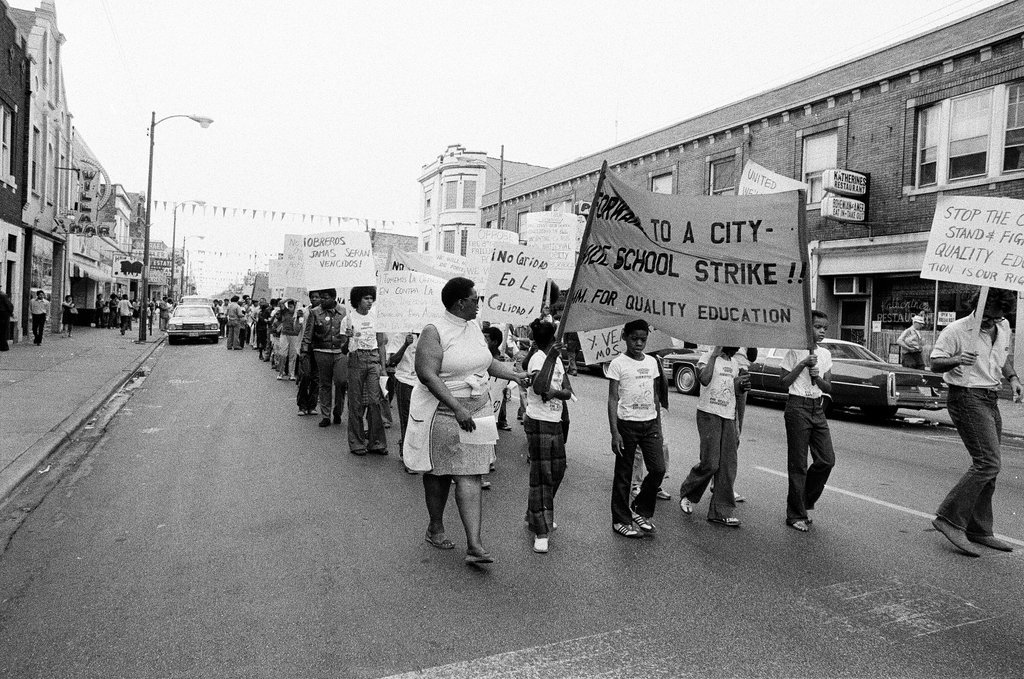 Committee for Quality Education marches to protest busing - Jim Frost for Chicago Sun-Times
