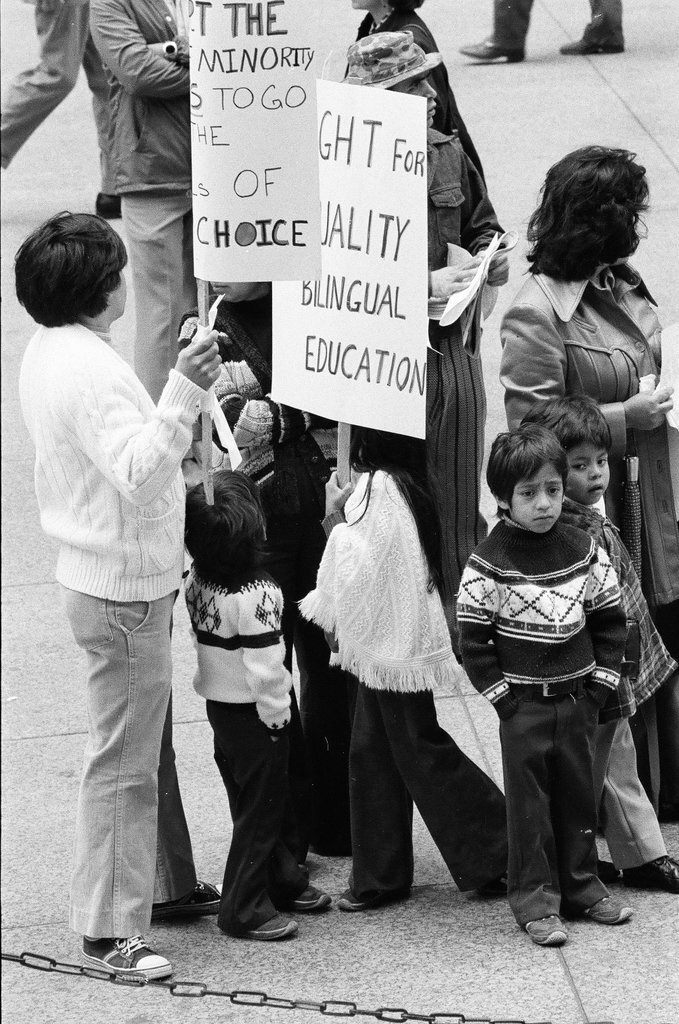 Anti-busing demonstration at Daley Center - Larry Graff for Chicago Sun-Times