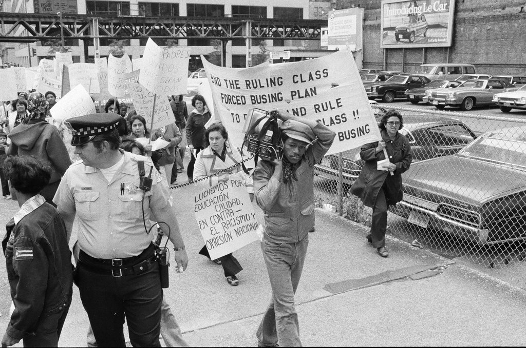 Anti-busing demonstration at Daley Center - Larry Graff for Chicago Sun-Times