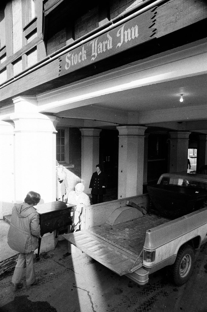 Stock Yard Inn going out of business sale - Randy B. Leffingwell for Chicago Sun-Times