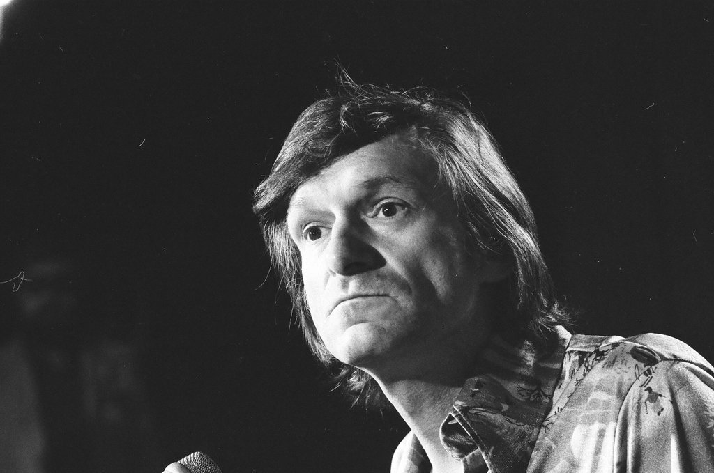 Hugh Hefner speaks at press conference - John Tweedle for Chicago Sun-Times