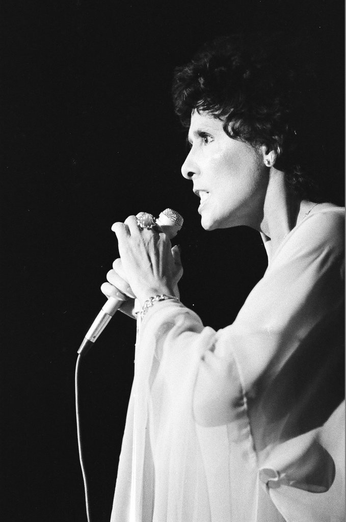 Lena Horne and Tony Bennett perform at Orchestra Hall - Randy B. Leffingwell for Chicago Sun-Times