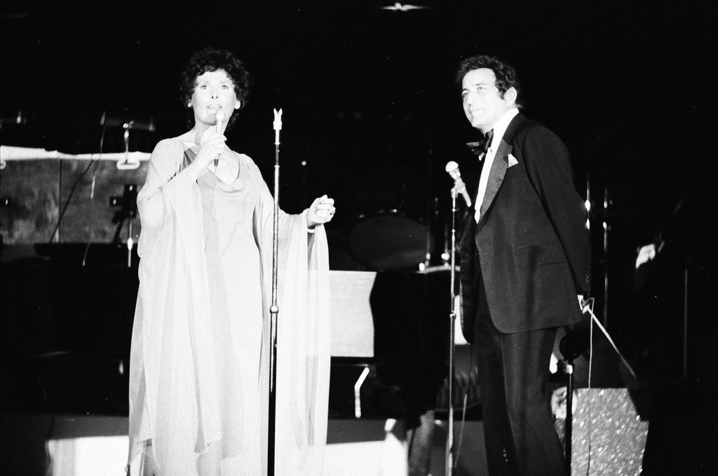 Lena Horne and Tony Bennett perform at Orchestra Hall - Randy B. Leffingwell for Chicago Sun-Times