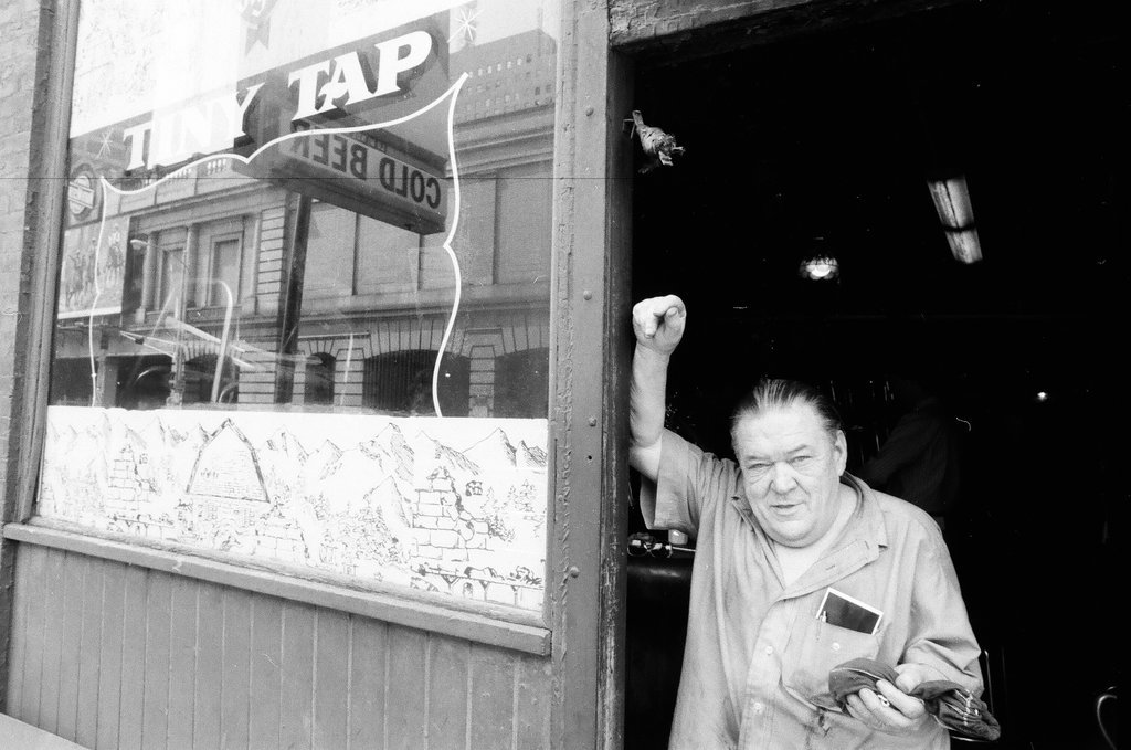 Tiny Tap Tavern closing - Al Podgorski for Chicago Sun-Times