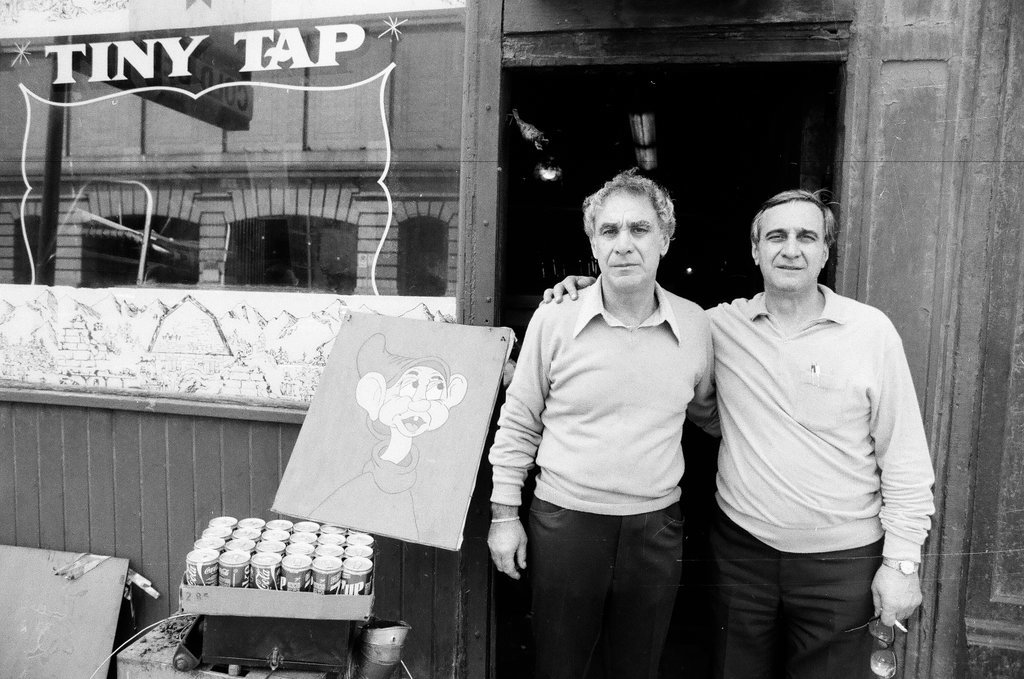 Tiny Tap Tavern closing - Al Podgorski for Chicago Sun-Times