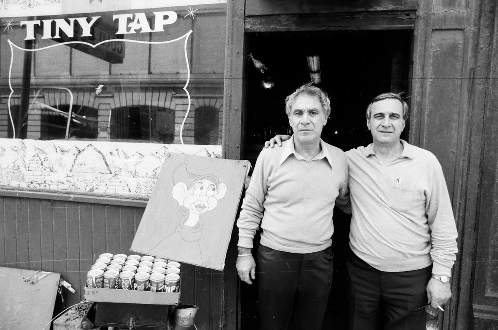 Tiny Tap Tavern closing - Al Podgorski for Chicago Sun-Times