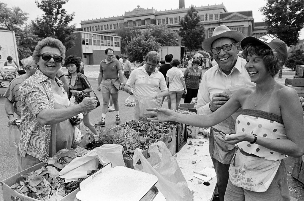Farmer's Market in Lincoln Park - Richard Derk for Chicago Sun-Times