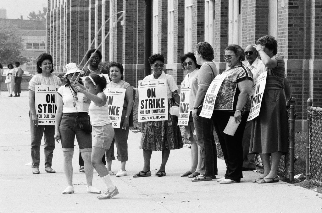 DuSable teachers on strike - Amanda Alcock for Chicago Sun-Times