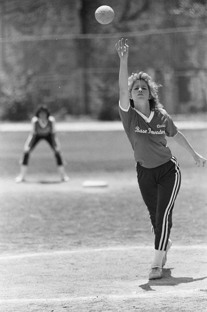 Women play softball in Wrightwood Park - Terry Vitacco for Chicago Sun-Times