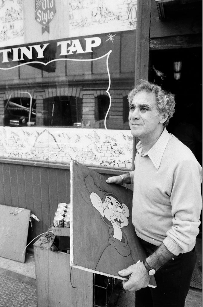 Tiny Tap Tavern closing - Al Podgorski for Chicago Sun-Times