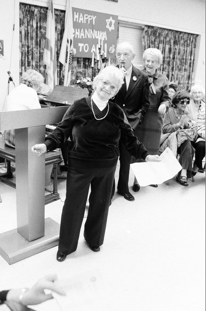 Mayor Jane M. Byrne lights Rogers Park Menorah - Jack Lenahan for Chicago Sun-Times