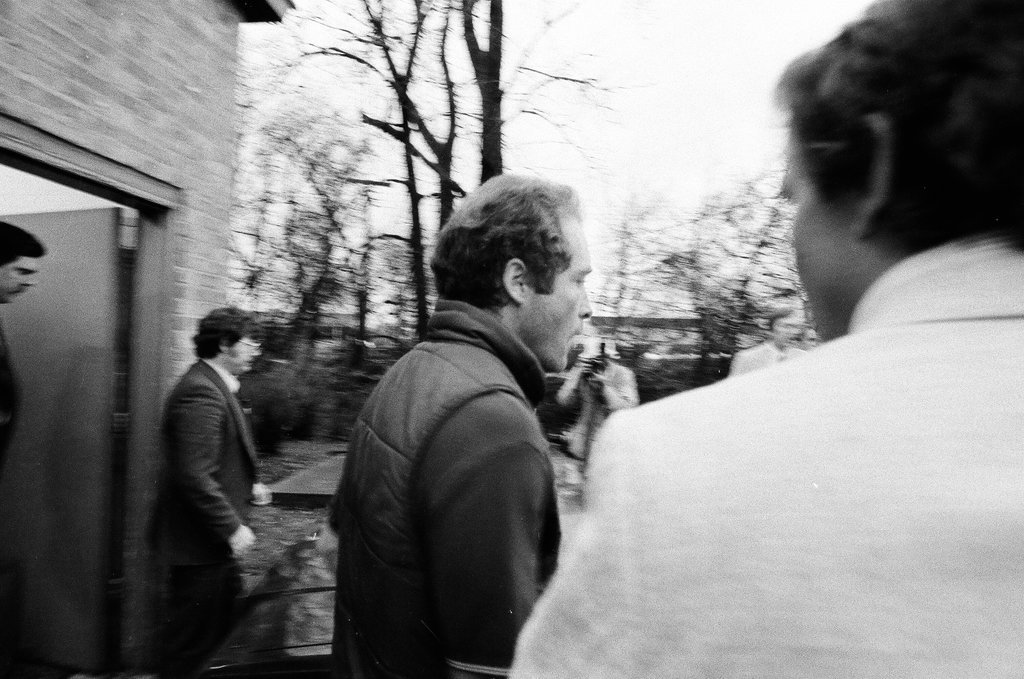Kevin Masterson held for questioning in Tylenol cyanide murders - Gene Pesek for Chicago Sun-Times